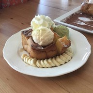 Cake Box The Terminal Maya Hotel