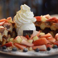 Mocking Tales เมส ทองหล่อ