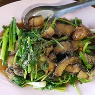 เมนูของร้าน สวนอาหารปลาสไบบาง