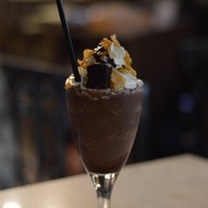 Mocking Tales เมส ทองหล่อ