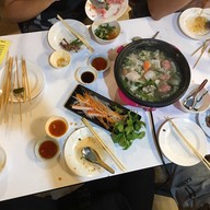 เมนูของร้าน รวมวัย หมูปิ้ง แอนด์ ชาบู