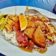 เมนูของร้าน ข้าวหมูแดงหมูกรอบราชบุรี
