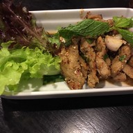 เมนูของร้าน บ้านส้มตำ สาทร