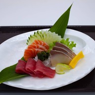 Kyuu ya ลพบุรี
