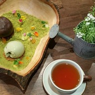 เมนูของร้าน The Blooming Gallery ทองหล่อ