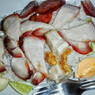 เมนูของร้าน ข้าวหมูแดงหมูกรอบราชบุรี