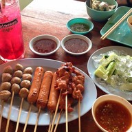 เมนูของร้าน รวมวัย หมูปิ้ง แอนด์ ชาบู