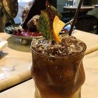 Mocking Tales เมส ทองหล่อ