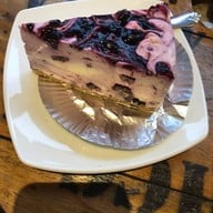 Happy Cake Happy Cafe