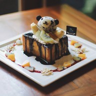 เมนูของร้าน Bear Hug Cafe'