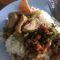 ร้านข้าวแกงเจ๊เฮียง