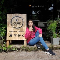CUBE -nothing but coffee-