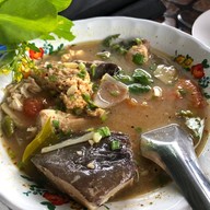 เครือวัลย์ลาบปลา