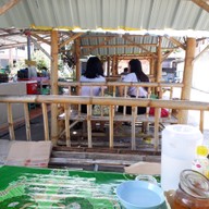 บรรยากาศ ก๋วยเตี๋ยวลุงกบ