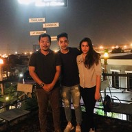 บรรยากาศ La Lune bar & bistro