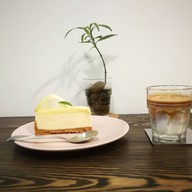 เมนูของร้าน Sometimes I Feel