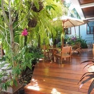 Rich Coffee House