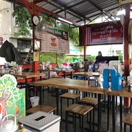 บรรยากาศ ก๋วยเตี๋ยวหมูแม่เมาะ