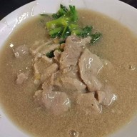 ราดหน้าเหมือนฝัน(เซียงซูอีเตี้ยน) รพ.นวุฒิสมเด็จย่า ตชด.อารีย์