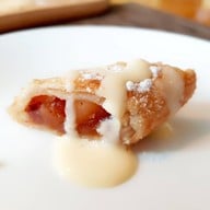 Parlour Restaurant & Bar คริสตัล ดีไซน์เซ็นเตอร์