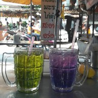 เมนูของร้าน ก๋วยเตี๋ยวไก่มะระน้าสา สน.ทองหล่อ