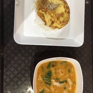 ข้าวไข่เจียวทรงเครื่อง