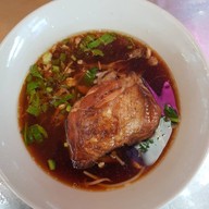 เมนูของร้าน ก๋วยเตี๋ยวไก่มะระน้าสา สน.ทองหล่อ