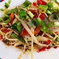 เมนูของร้าน ส้มตำอินเตอร์เน็ต สาขาหน้ามหาไถ่