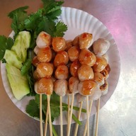 เมนูของร้าน ก๋วยเตี๋ยวไก่มะระน้าสา สน.ทองหล่อ