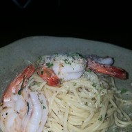 Food or drink of The Glass Onion Bencoolen