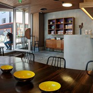 บรรยากาศ Fuglen Asakusa