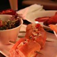 เมนูของร้าน The Lantern Bar Fullerton Hotel