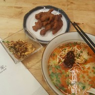 เมนูของร้าน Lenu Bugis