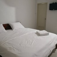 บ้านเพียงเพ็ญ