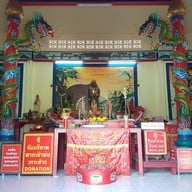 บรรยากาศ ศาลเจ้าพ่อเกาะช้าง