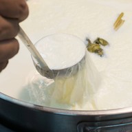 แดงนมสด