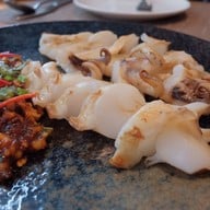 Parlour Restaurant & Bar คริสตัล ดีไซน์เซ็นเตอร์