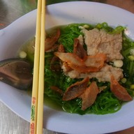 เมนูของร้าน เฮียกิมบะหมี่เกี๊ยว