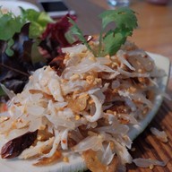 Parlour Restaurant & Bar คริสตัล ดีไซน์เซ็นเตอร์