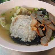 เมนูของร้าน เฮียกิมบะหมี่เกี๊ยว