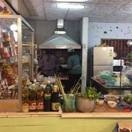 คุ้มดอกเสี้ยว