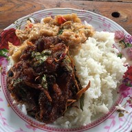 ร้าน..แกงฝน ข้าวแกงรสเด็ด