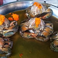 อ้อย&ปิ๋ว (กั้ง หอย ปูดอง เยาวราช)