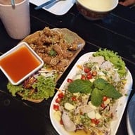 เมนูของร้าน ข้าวต้ม ฮัท พัทยาเหนือ