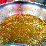 อ้อย&ปิ๋ว (กั้ง หอย ปูดอง เยาวราช)