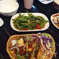 เมนูของร้าน ข้าวต้ม ฮัท พัทยาเหนือ