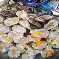 อ้อย&ปิ๋ว (กั้ง หอย ปูดอง เยาวราช)