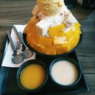 เมนูของร้าน Wake Up Icon Park