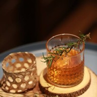 Ku Thai Bar