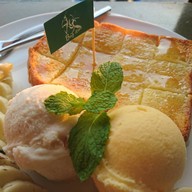 ไอติมใส่ใจ.......  กว่า 90 รส เบเเกอรีๆ วีเเกน 0% ไขมันทรานส์ "ทำเองใส่ใจ" .... ปลอดภัยจากสารกันเสีย